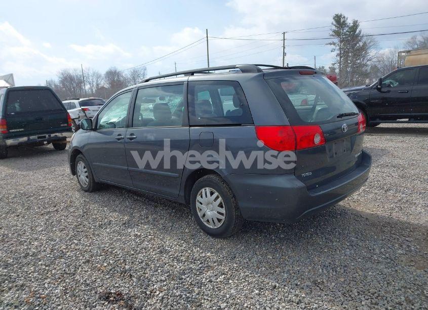 Photo 3 of 2010 Toyota Sienna CE (VIN 5TDKK4CC8AS292253)