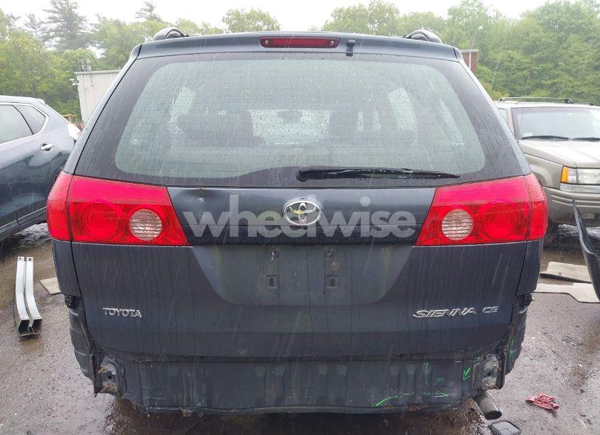 Photo 16 of 2010 Toyota Sienna CE (VIN 5TDKK4CCXAS299639)