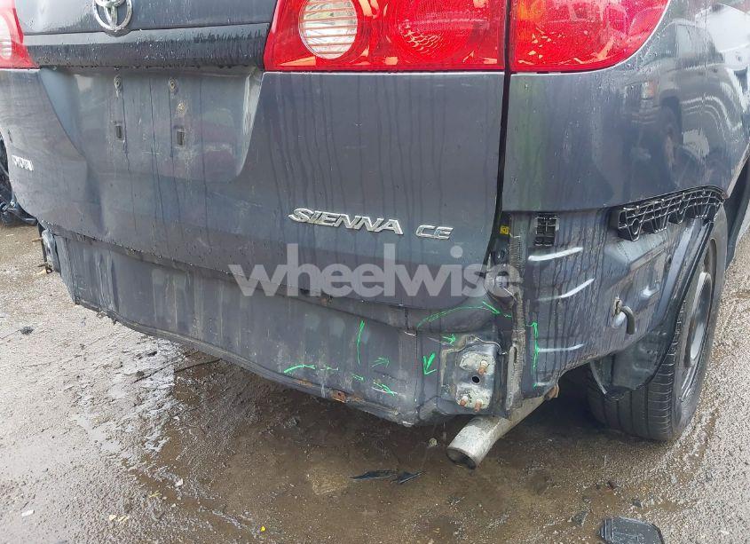 Photo 6 of 2010 Toyota Sienna CE (VIN 5TDKK4CCXAS299639)