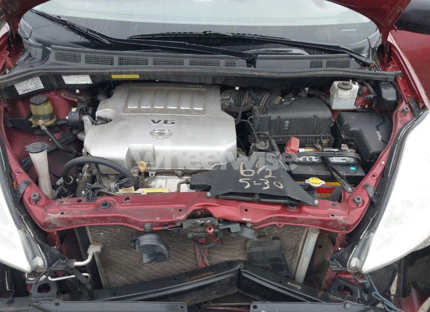 Photo 10 of 2010 Toyota Sienna LE (VIN 5TDKK4CCXAS318352)