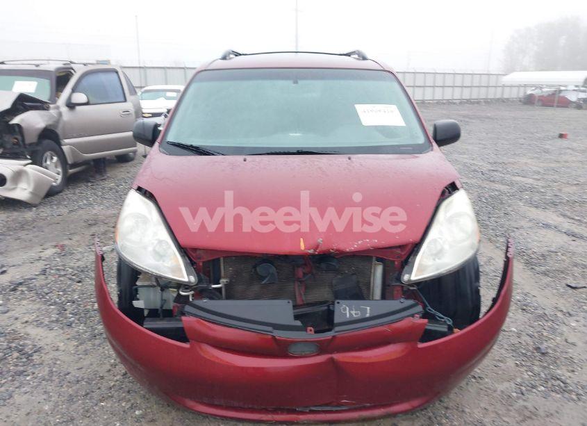 Photo 13 of 2010 Toyota Sienna LE (VIN 5TDKK4CCXAS318352)