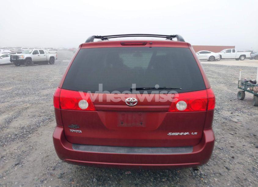 Photo 17 of 2010 Toyota Sienna LE (VIN 5TDKK4CCXAS318352)