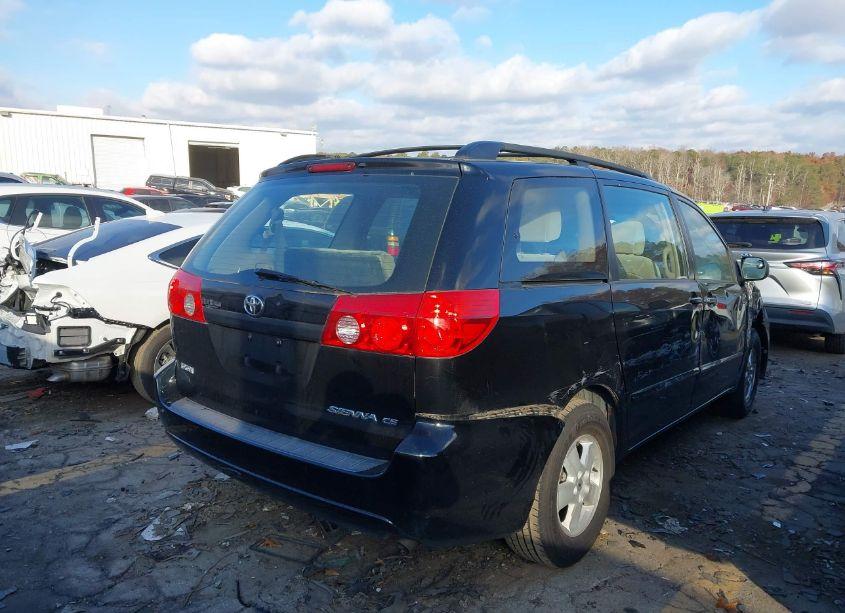Photo 4 of 2010 Toyota Sienna CE (VIN 5TDKK4CCXAS330565)