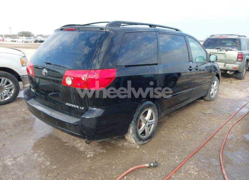 Photo 4 of 2010 Toyota Sienna LE (VIN 5TDKK4CCXAS331697)