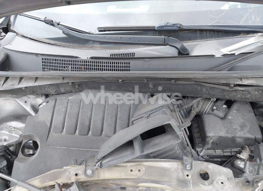 Photo 10 of 2015 Toyota Highlander XLE V6 (VIN 5TDKKRFH0FS061732)