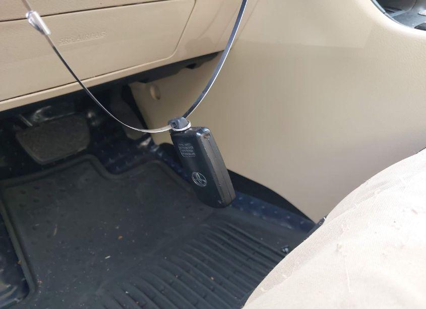 Photo 11 of 2016 Toyota Highlander XLE V6 (VIN 5TDKKRFH0GS131859)