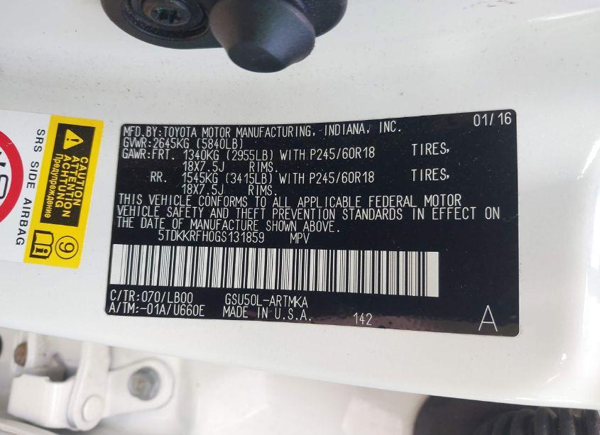 Photo 9 of 2016 Toyota Highlander XLE V6 (VIN 5TDKKRFH0GS131859)