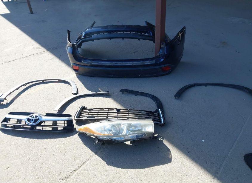 Photo 12 of 2016 Toyota Highlander XLE V6 (VIN 5TDKKRFH0GS170743)