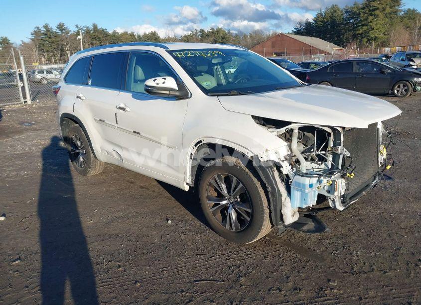 2016 Toyota Highlander XLE V6 (VIN 5TDKKRFH0GS175585) main photo