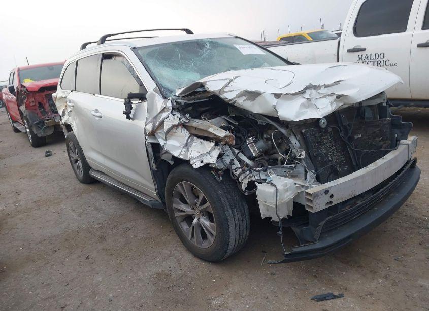 2015 Toyota Highlander XLE V6 (VIN 5TDKKRFH1FS055566) main photo