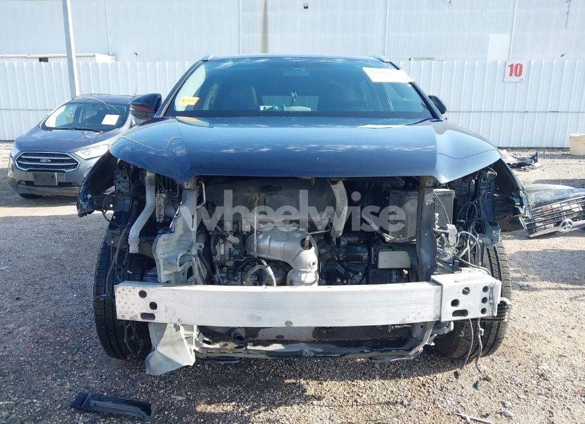 Photo 13 of 2016 Toyota Highlander XLE V6 (VIN 5TDKKRFH1GS503001)