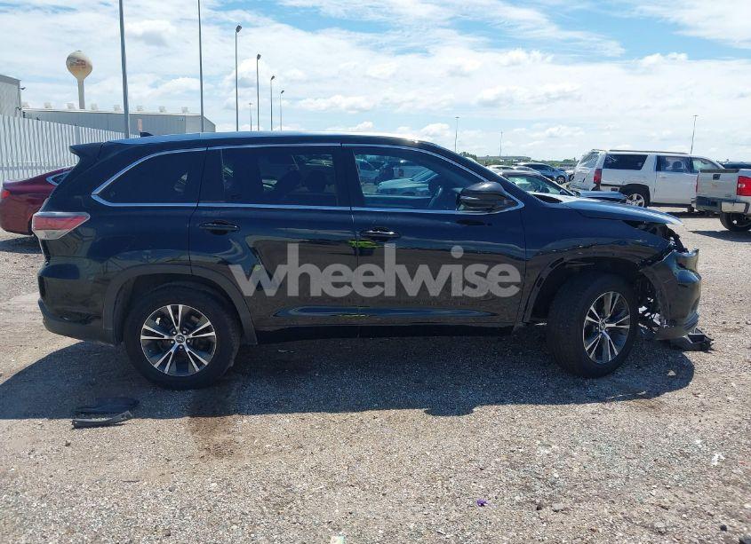 Photo 14 of 2016 Toyota Highlander XLE V6 (VIN 5TDKKRFH1GS503001)