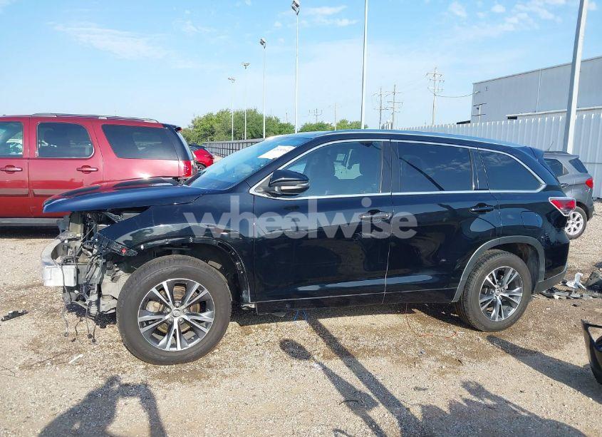 Photo 15 of 2016 Toyota Highlander XLE V6 (VIN 5TDKKRFH1GS503001)