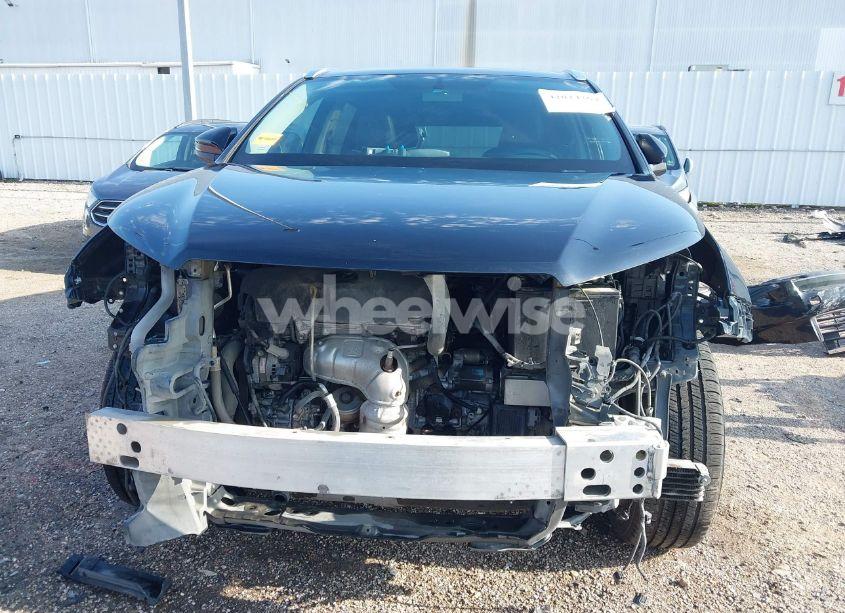 Photo 6 of 2016 Toyota Highlander XLE V6 (VIN 5TDKKRFH1GS503001)