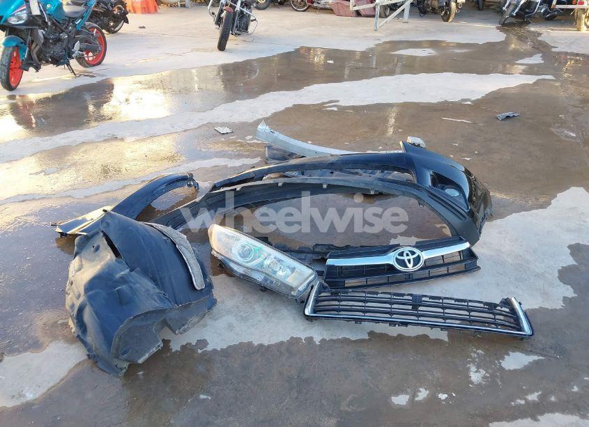 Photo 12 of 2016 Toyota Highlander XLE V6 (VIN 5TDKKRFH3GS158392)