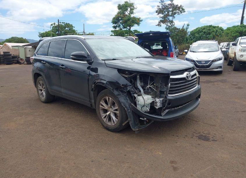 2015 Toyota Highlander XLE V6 (VIN 5TDKKRFH4FS111211) main photo