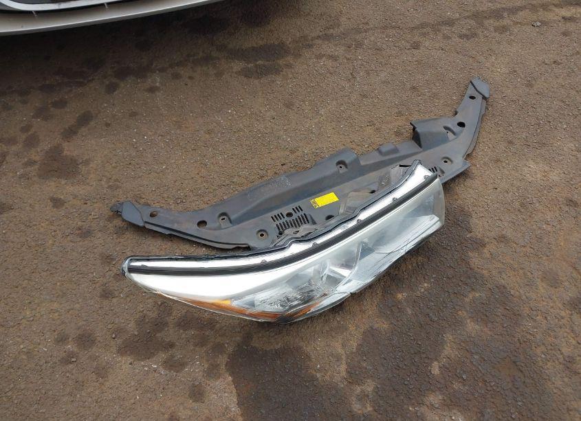 Photo 12 of 2015 Toyota Highlander XLE V6 (VIN 5TDKKRFH4FS111211)