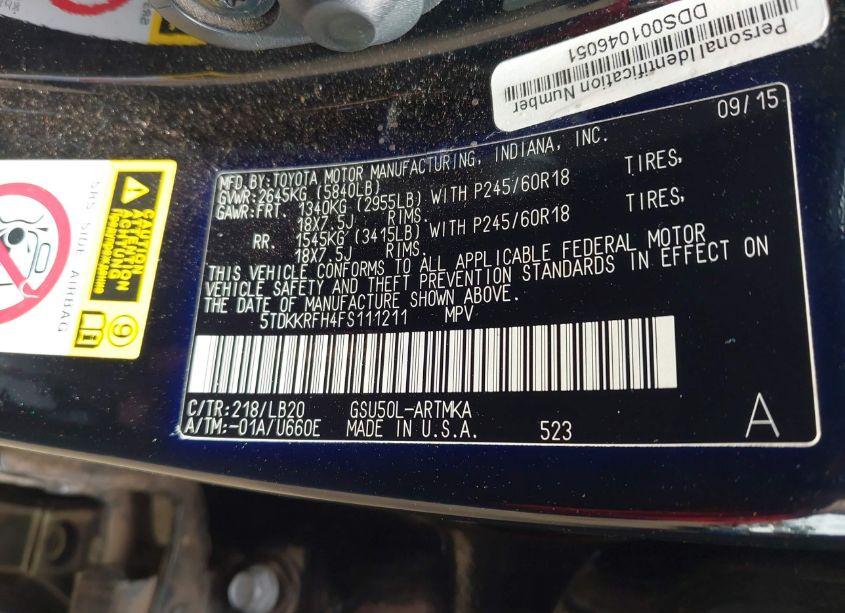 Photo 9 of 2015 Toyota Highlander XLE V6 (VIN 5TDKKRFH4FS111211)