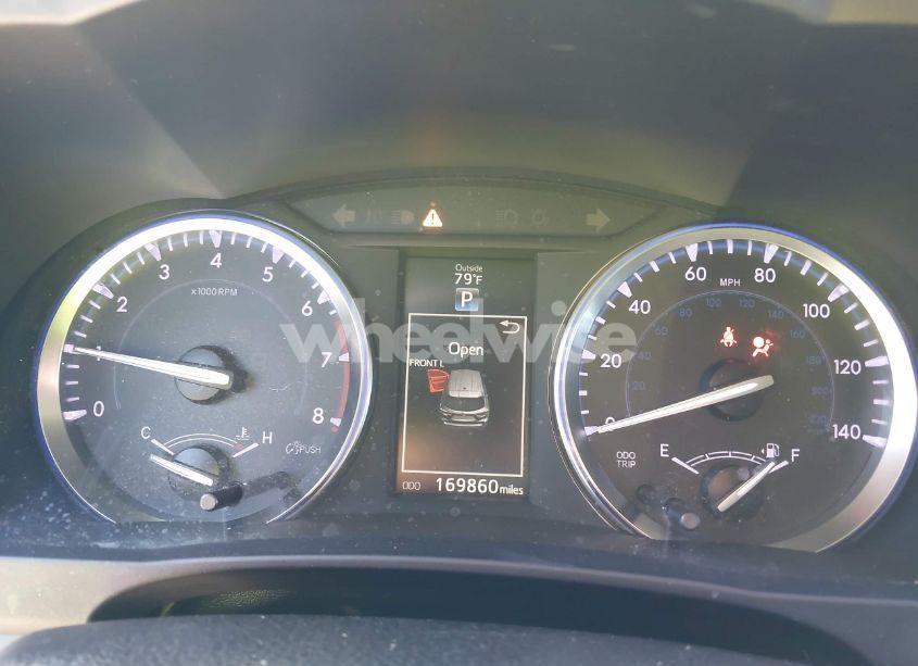 Photo 7 of 2016 Toyota Highlander XLE V6 (VIN 5TDKKRFH4GS132237)