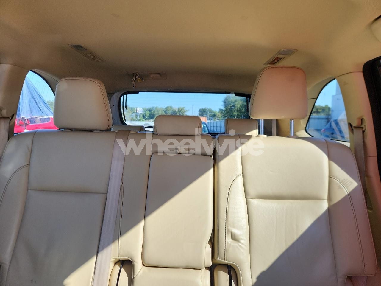 Photo 10 of 2014 TOYOTA HIGHLANDER XLE (VIN 5TDKKRFH5ES038039)