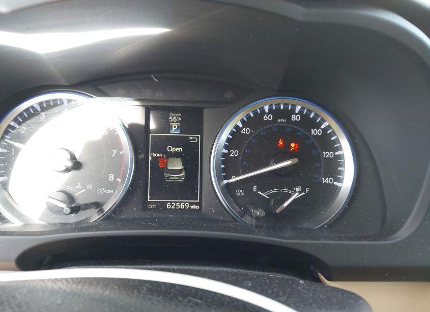 Photo 7 of 2015 Toyota Highlander XLE V6 (VIN 5TDKKRFH5FS090689)