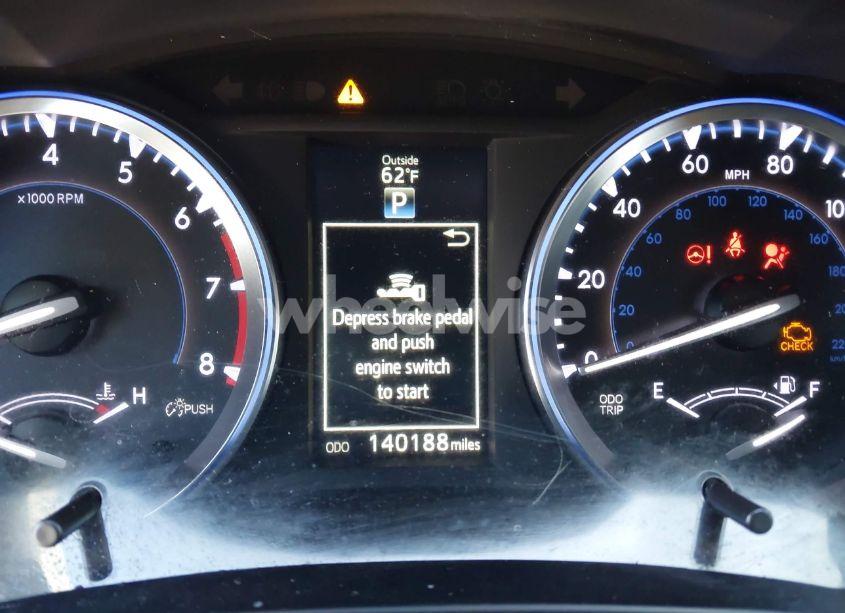 Photo 7 of 2015 Toyota Highlander XLE V6 (VIN 5TDKKRFH5FS095956)