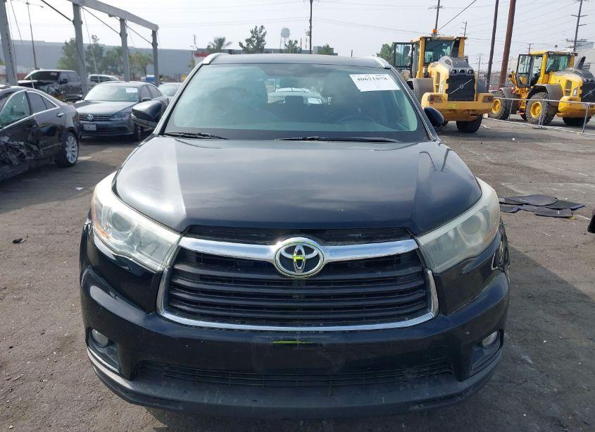 Photo 12 of 2016 Toyota Highlander XLE V6 (VIN 5TDKKRFH5GS134563)