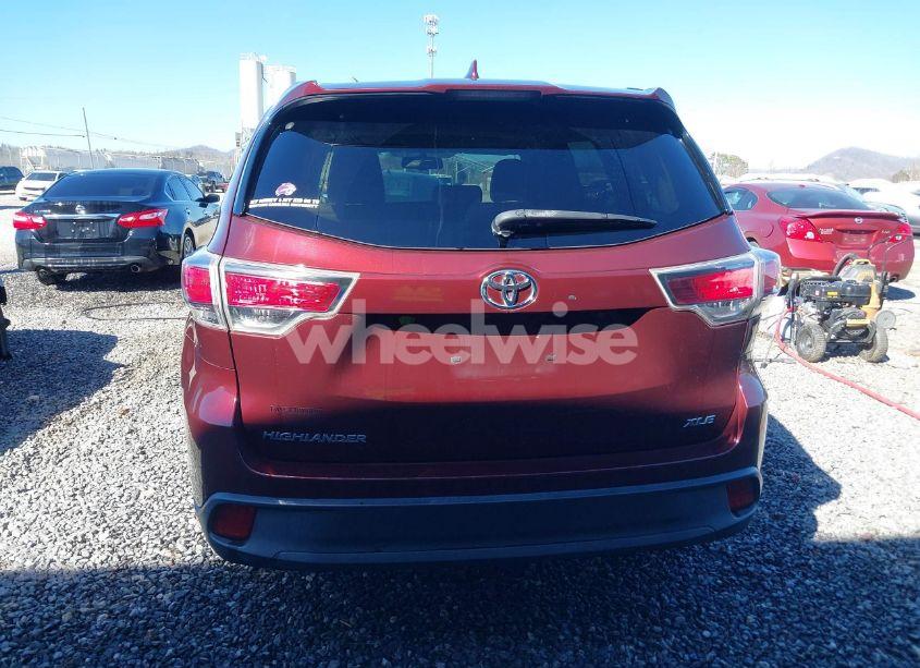 Photo 17 of 2016 Toyota Highlander XLE V6 (VIN 5TDKKRFH5GS158054)