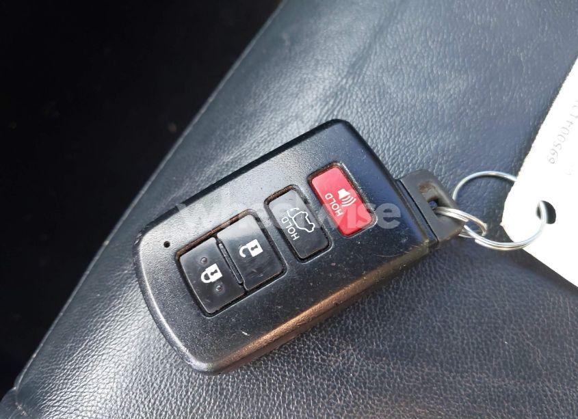 Photo 11 of 2016 Toyota Highlander XLE V6 (VIN 5TDKKRFH5GS500814)