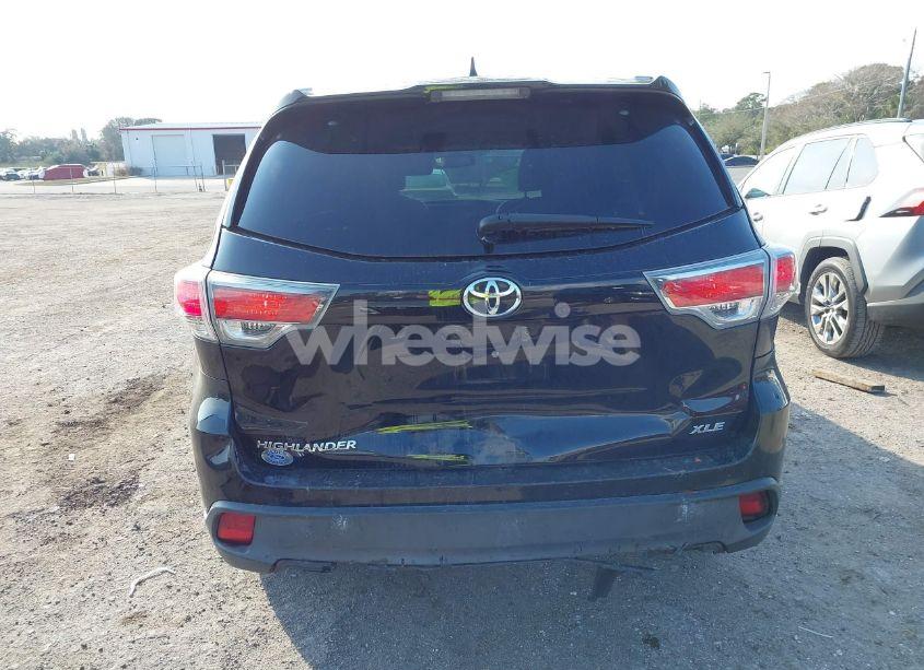 Photo 16 of 2016 Toyota Highlander XLE V6 (VIN 5TDKKRFH5GS500814)