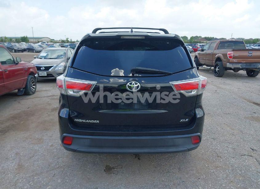 Photo 16 of 2016 Toyota Highlander XLE V6 (VIN 5TDKKRFH5GS501364)