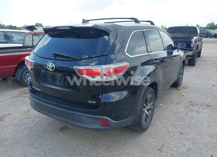 Photo 4 of 2016 Toyota Highlander XLE V6 (VIN 5TDKKRFH5GS501364)