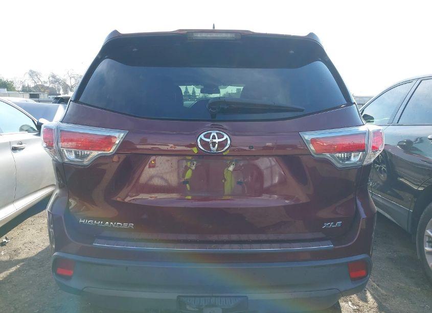 Photo 16 of 2016 Toyota Highlander XLE V6 (VIN 5TDKKRFH6GS157799)