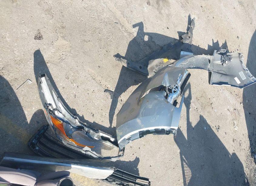 Photo 12 of 2016 Toyota Highlander XLE V6 (VIN 5TDKKRFH6GS159794)