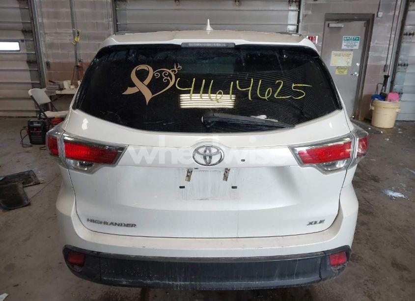 Photo 17 of 2016 Toyota Highlander XLE V6 (VIN 5TDKKRFH7GS165054)