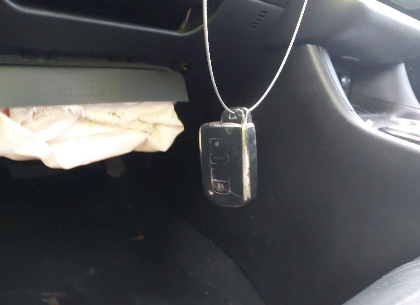 Photo 11 of 2016 Toyota Highlander XLE V6 (VIN 5TDKKRFH8GS153611)