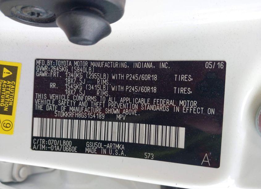 Photo 9 of 2016 Toyota Highlander XLE V6 (VIN 5TDKKRFH8GS154189)