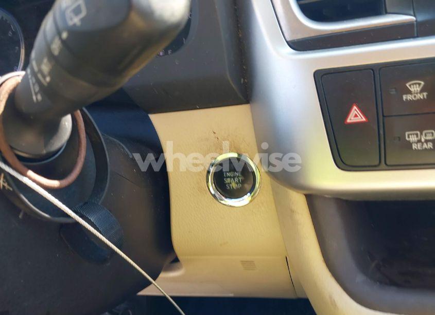 Photo 22 of 2016 Toyota Highlander XLE V6 (VIN 5TDKKRFH8GS174054)