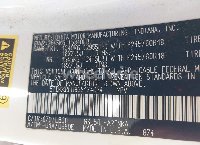 Photo 9 of 2016 Toyota Highlander XLE V6 (VIN 5TDKKRFH8GS174054)