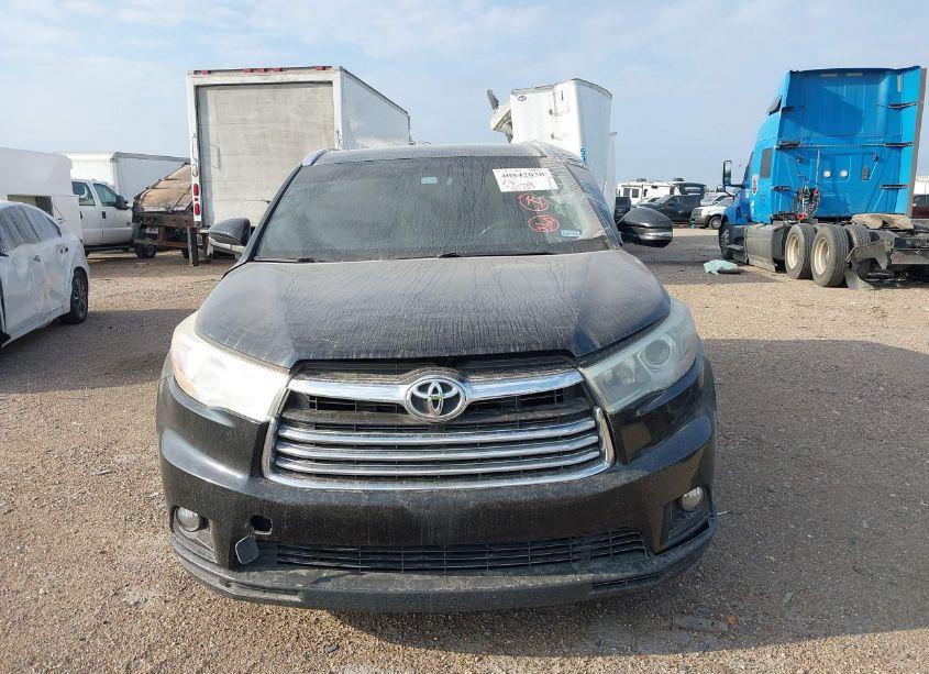 Photo 12 of 2016 Toyota Highlander XLE V6 (VIN 5TDKKRFH8GS186897)