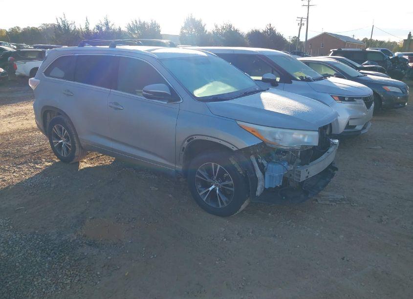 2016 Toyota Highlander XLE V6 (VIN 5TDKKRFH9GS138776) main photo