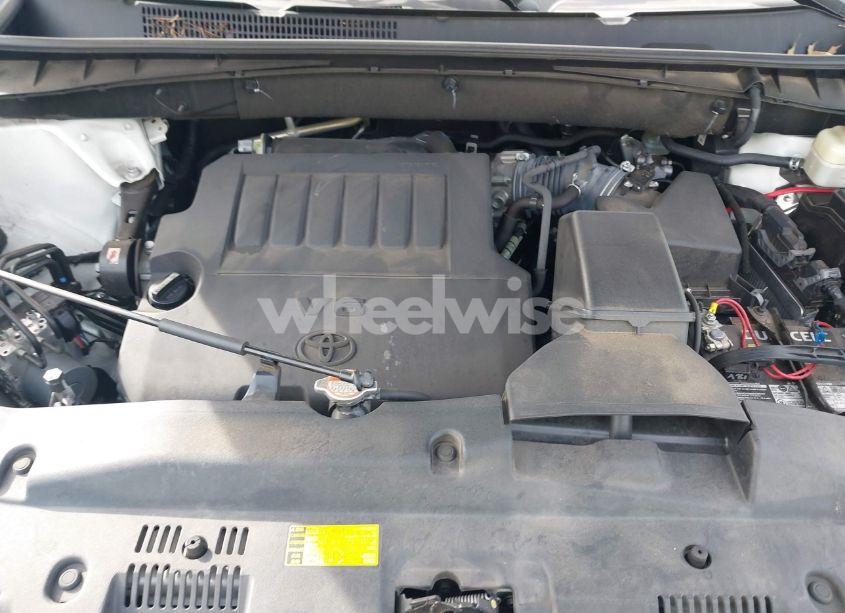 Photo 10 of 2016 Toyota Highlander XLE V6 (VIN 5TDKKRFH9GS165346)