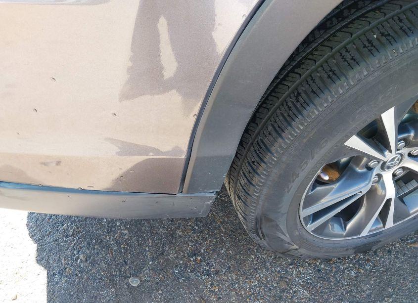 Photo 19 of 2016 Toyota Highlander XLE V6 (VIN 5TDKKRFH9GS500394)