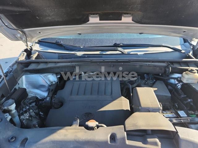 Photo 11 of 2016 TOYOTA HIGHLANDER XLE (VIN 5TDKKRFHXGS146014)