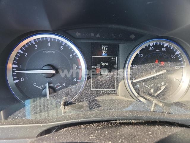 Photo 5 of 2016 TOYOTA HIGHLANDER XLE (VIN 5TDKKRFHXGS146014)