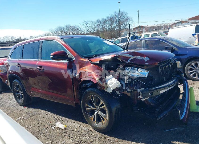 Photo 13 of 2016 Toyota Highlander XLE V6 (VIN 5TDKKRFHXGS176307)