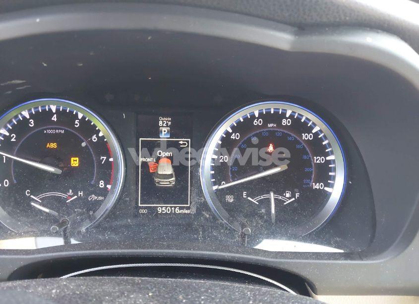 Photo 7 of 2016 Toyota Highlander XLE V6 (VIN 5TDKKRFHXGS176307)