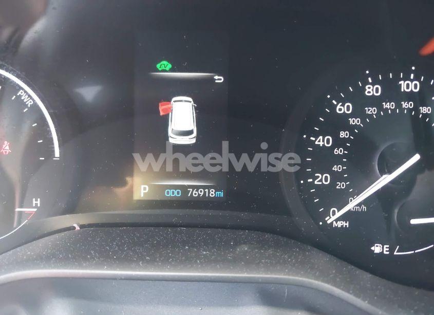 Photo 15 of 2021 Toyota Sienna LE (VIN 5TDKRKEC0MS028137)