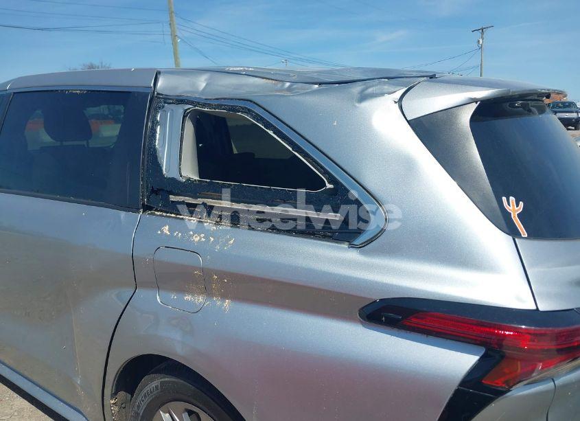 Photo 6 of 2021 Toyota Sienna LE (VIN 5TDKRKEC0MS028137)