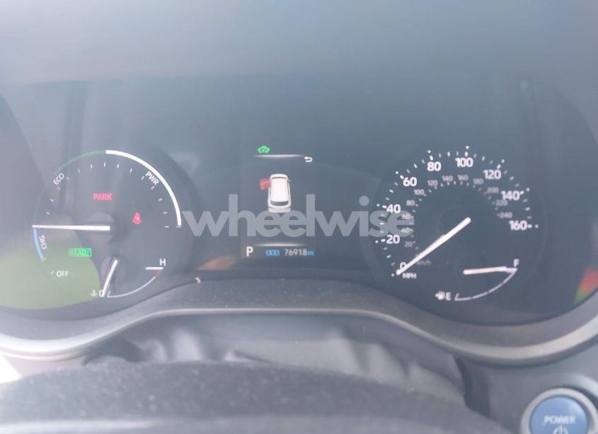 Photo 7 of 2021 Toyota Sienna LE (VIN 5TDKRKEC0MS028137)